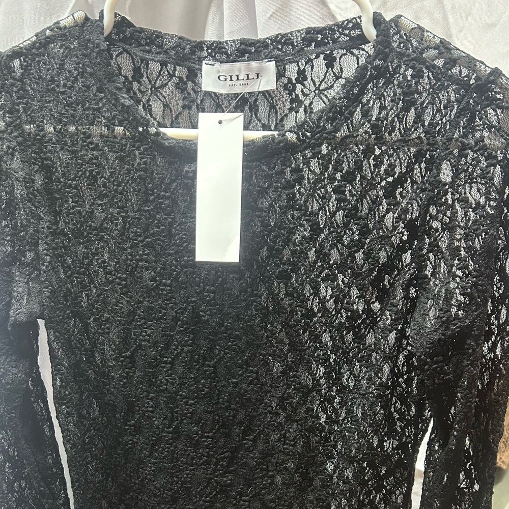 Gilli boutique lace long sleeve top